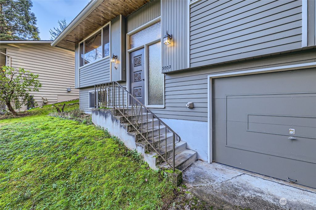 Photo of 3002 120th Place SE, Everett, WA 98208 (MLS # 2317690)