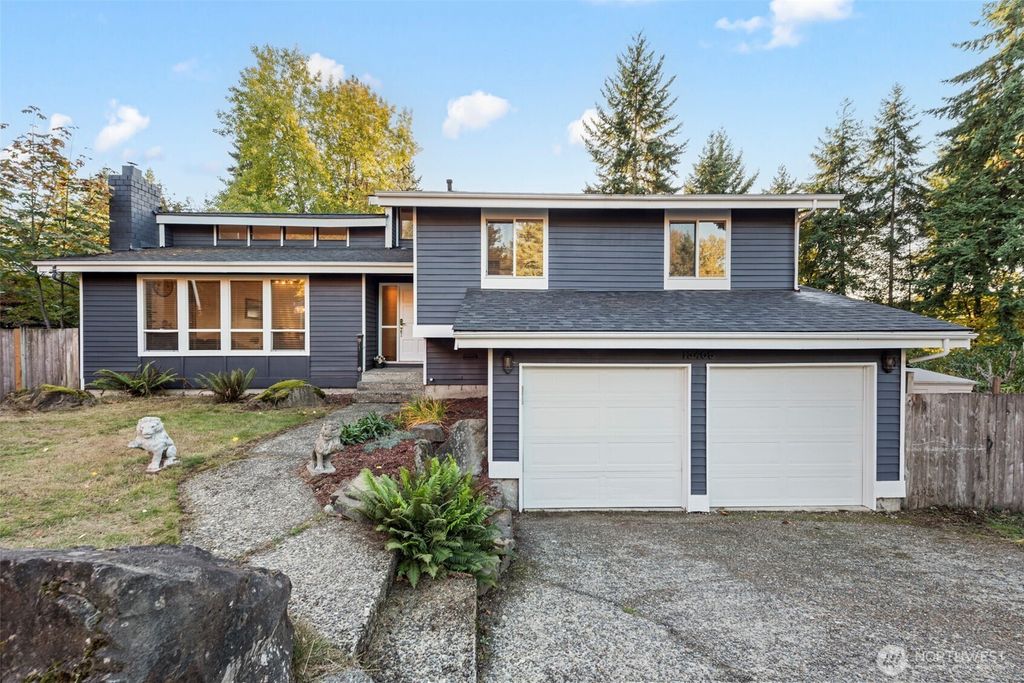Photo of 13405 SE 56th Pl Pl, Bellevue, WA 98006 (MLS # 2447896)