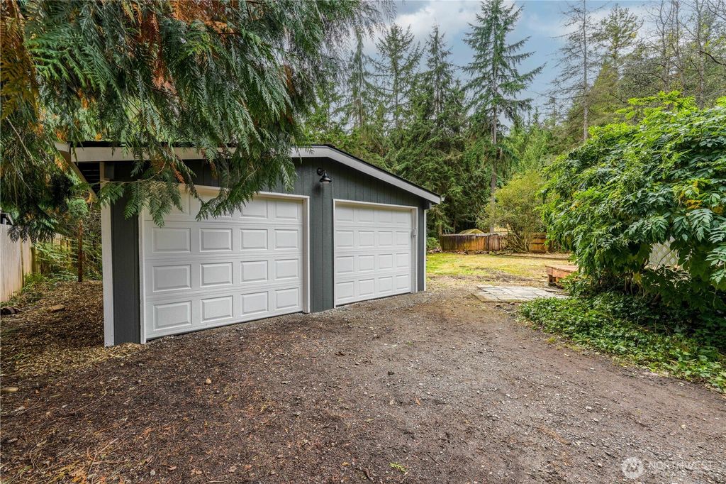 Photo of 23122 104th Avenue SE, Woodinville, WA 98077 (MLS # 2446175)