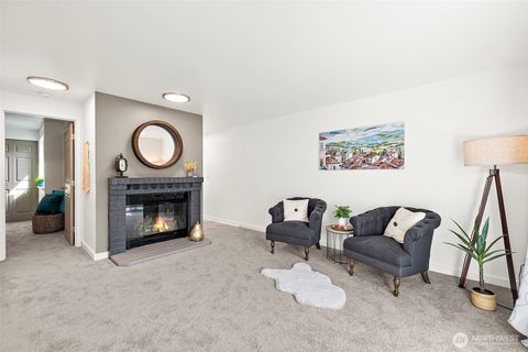 Photo of 6700 NE 182nd Street #B302, Kenmore, WA 98028 (MLS # 2510709)