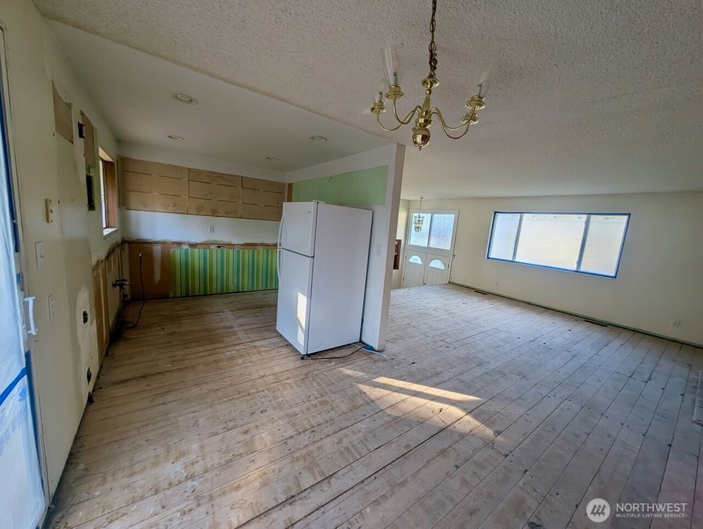 Photo of 22508 51st Avenue W, Mountlake Terrace, WA 98043 (MLS # 2492680)