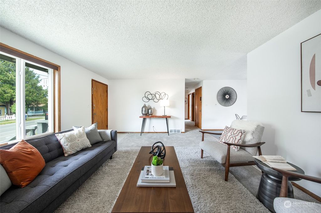 Photo of 8620 Renton Avenue S, Seattle, WA 98118 (MLS # 2134931)