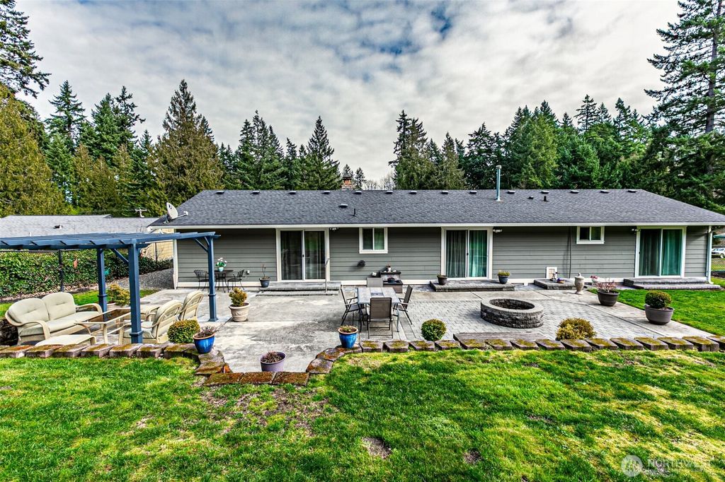 Photo of 3614 West Tapps Drive E, Lake Tapps, WA 98391 (MLS # 2487533)