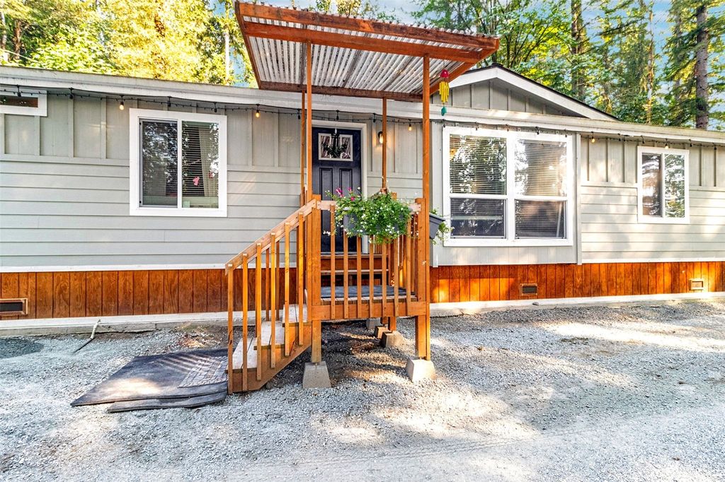 Photo of 11222 Hand Road, Monroe, WA 98272 (MLS # 1994609)