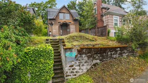 Photo of 4563 33rd Avenue S, Seattle, WA 98118 (MLS # 2522618)