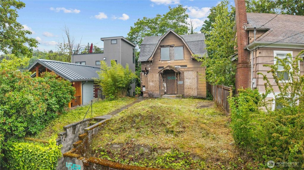 Photo of 4563 33rd Avenue S, Seattle, WA 98118 (MLS # 2522618)