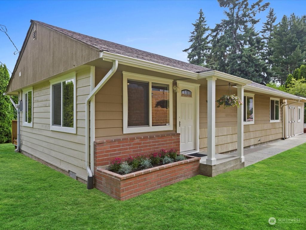 Photo of 16105 37th Lane S, SeaTac, WA 98188 (MLS # 2134628)