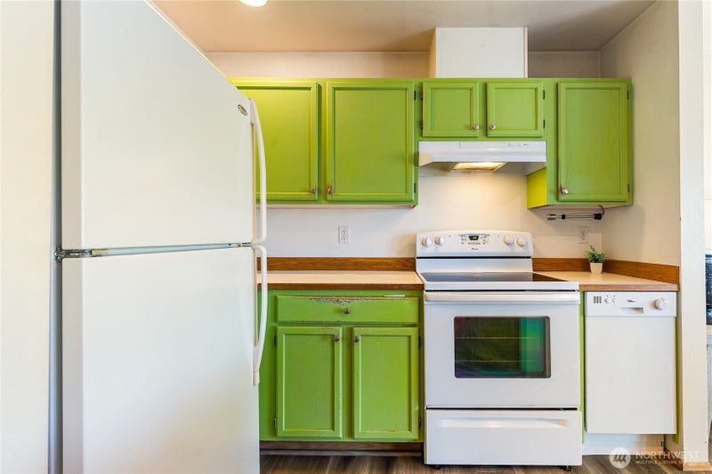 264 W Maberry 202