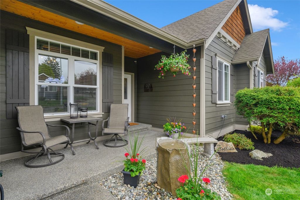 Photo of 28401 72nd Drive NW, Stanwood, WA 98292 (MLS # 2064656)
