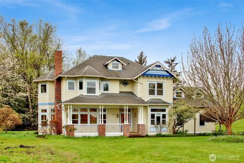 Photo of 220 Russet Avenue, Lynden, WA 98264 (MLS # 2492854)