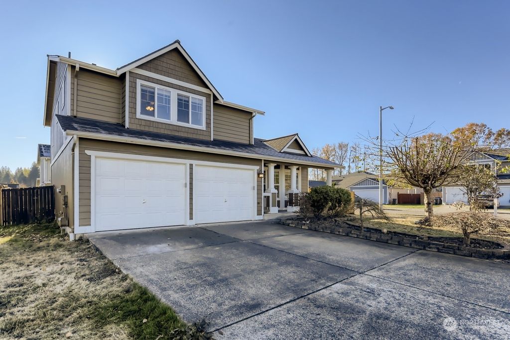 Photo of 5612 103rd Place NE, Marysville, WA 98270 (MLS # 2016648)