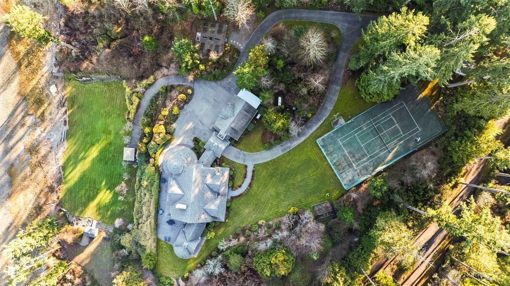 Photo of 7104 E Grapeview Loop Road, Allyn, WA 98524 (MLS # 2466149)