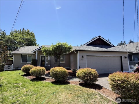 Photo of 8428 Veterans Drive SW, Lakewood, WA 98498 (MLS # 2548095)
