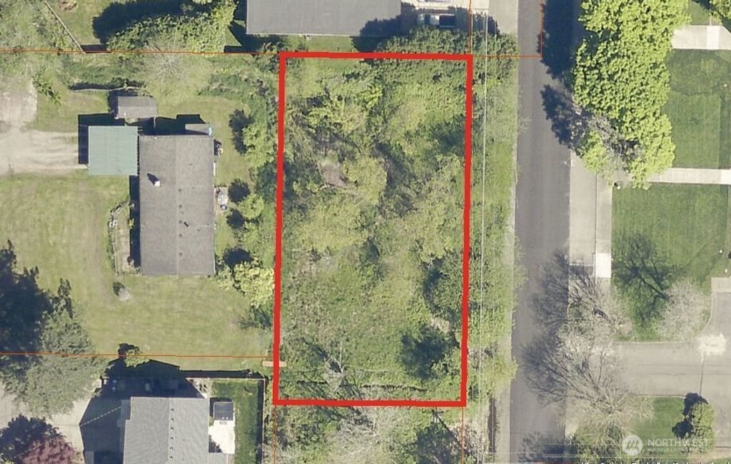 Photo of 11 xx 6th Avenue SE, Issaquah, WA 98027 (MLS # 2446625)