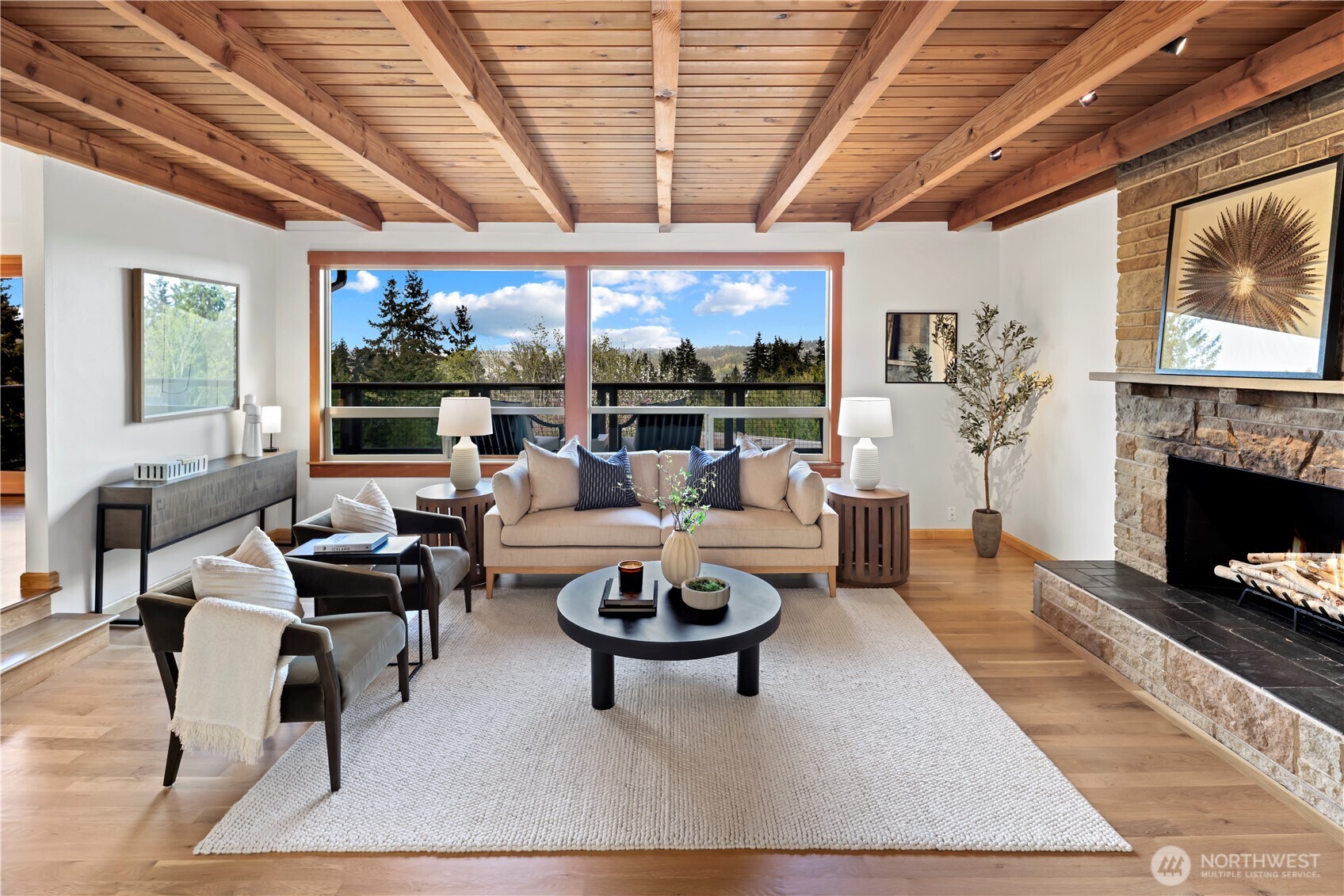 16544 34th Avenue NE