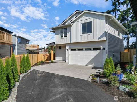 Photo of 429 Legion Drive, Everett, WA 98201 (MLS # 2440298)