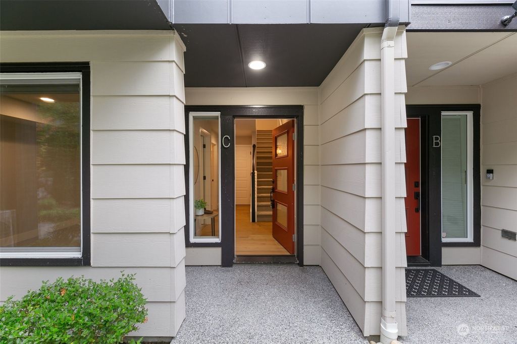 Photo of 23626 5th Avenue SE #C, Bothell, WA 98021 (MLS # 2158915)