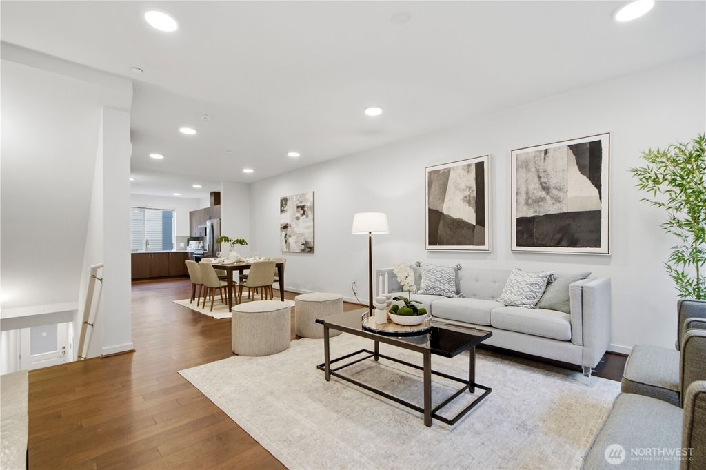 Photo of 1438 159th Place NE, Bellevue, WA 98008 (MLS # 2496641)