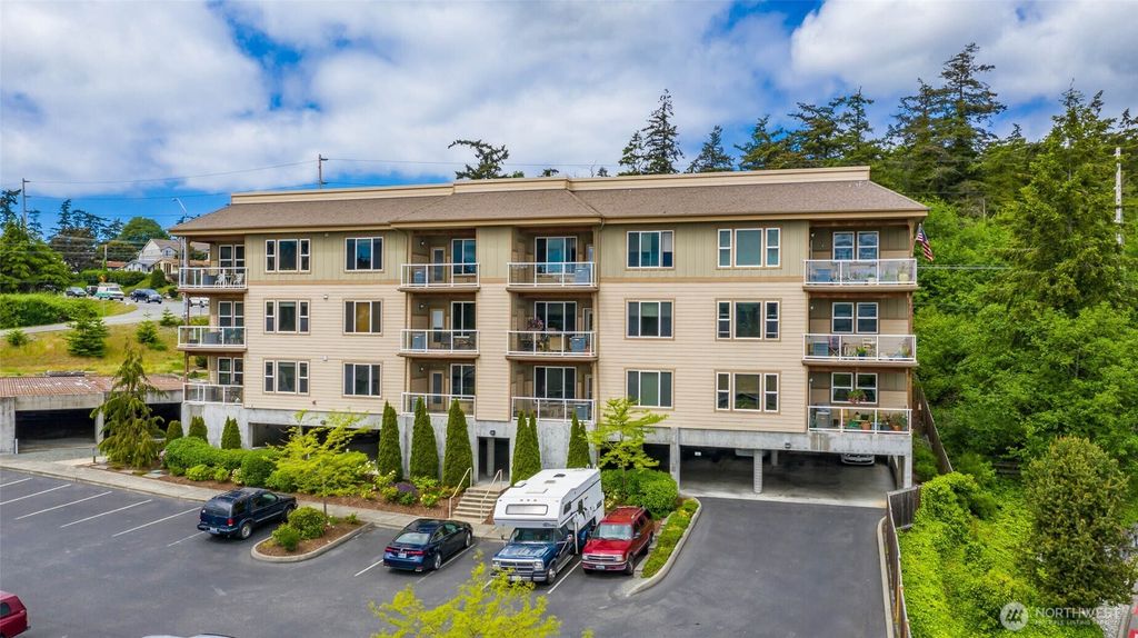 Photo of 1850 SW Scenic Heights Street #B303, Oak Harbor, WA 98277 (MLS # 2468633)