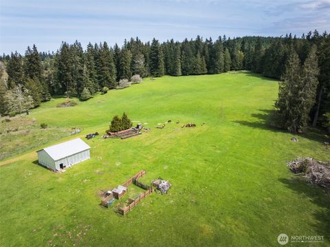 Photo of 280 Oxenford Road, Port Angeles, WA 98363 (MLS # 2503001)
