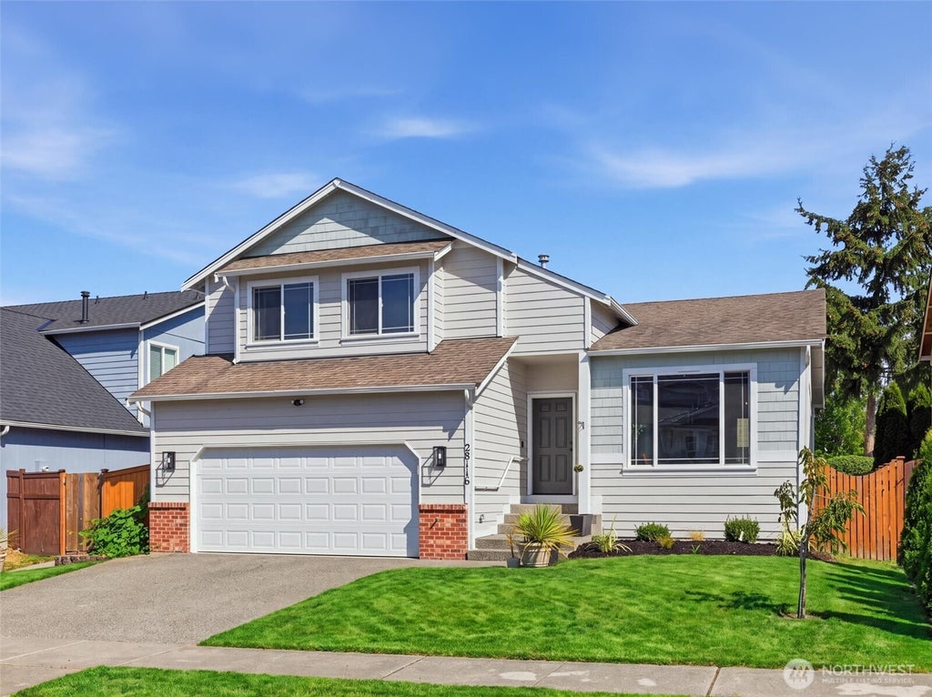 Photo of 28116 225th PL PL SE, Maple Valley, WA 98038 (MLS # 2580627)