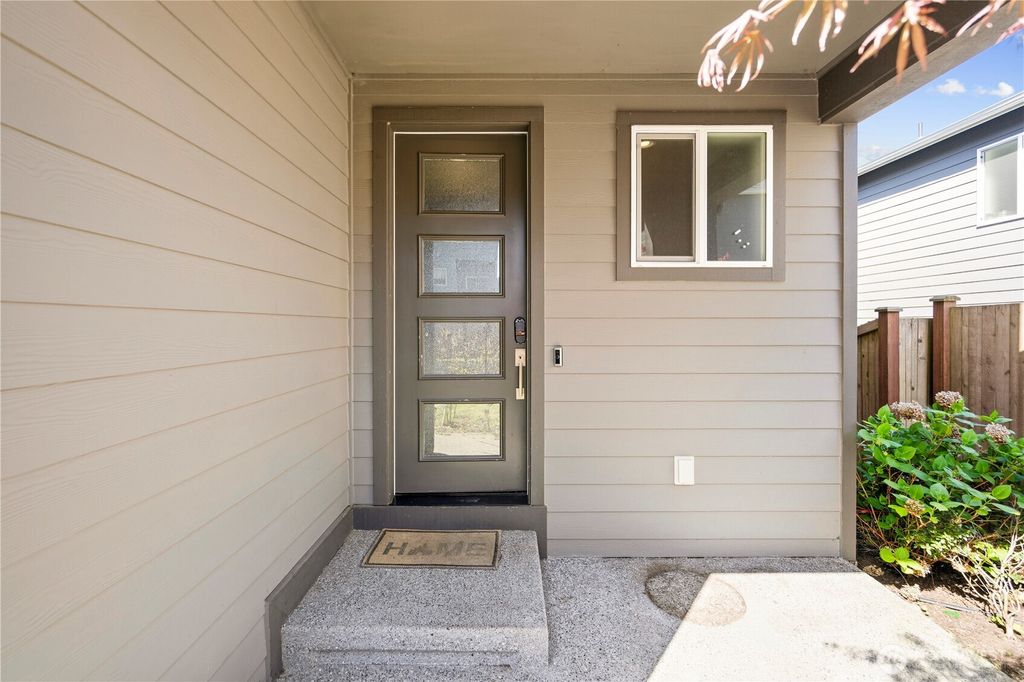 Photo of 1720 182nd Place SW #SPW21, Lynnwood, WA 98037 (MLS # 2515039)