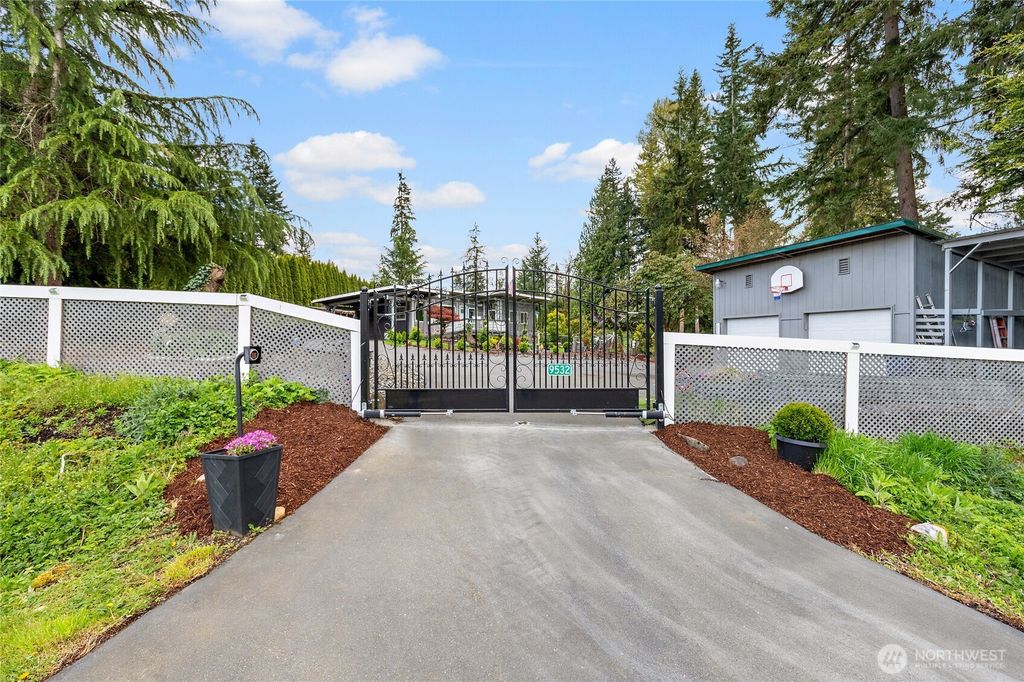 Photo of 9532 176th Street SE, Snohomish, WA 98296 (MLS # 2359771)