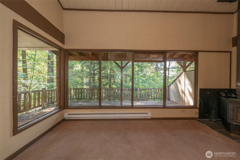 22339 Overlake Loop SE