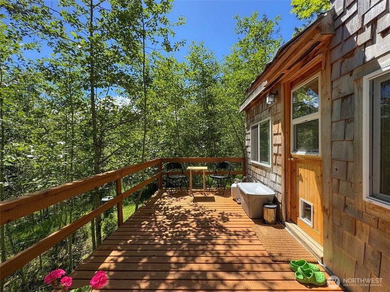 663 Glass Road