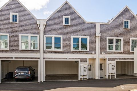 A home in Pacific Beach