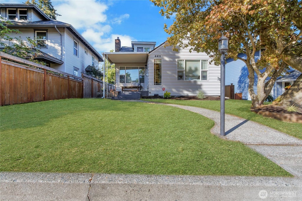 Photo of 4411 N 8th Street, Tacoma, WA 98406 (MLS # 2586019)