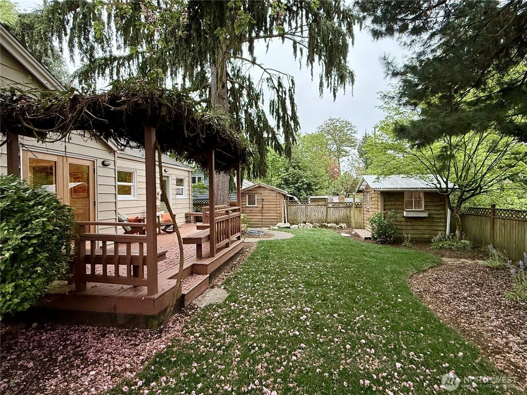 Photo of 2113 NE 81st Place, Seattle, WA 98115 (MLS # 2521097)