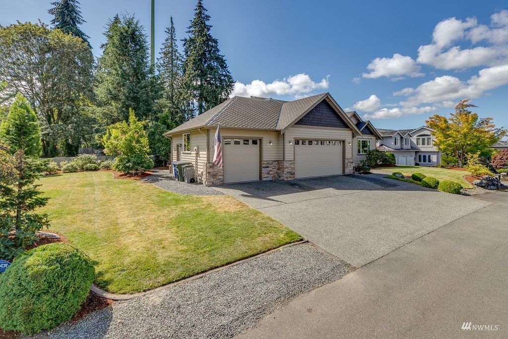 Photo of 24222 23rd Avenue SE, Bothell, WA 98021 (MLS # 1992868)