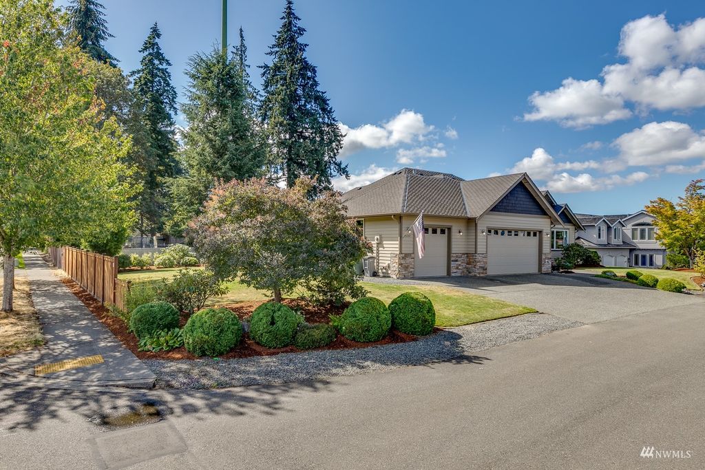 Photo of 24222 23rd Avenue SE, Bothell, WA 98021 (MLS # 1992868)