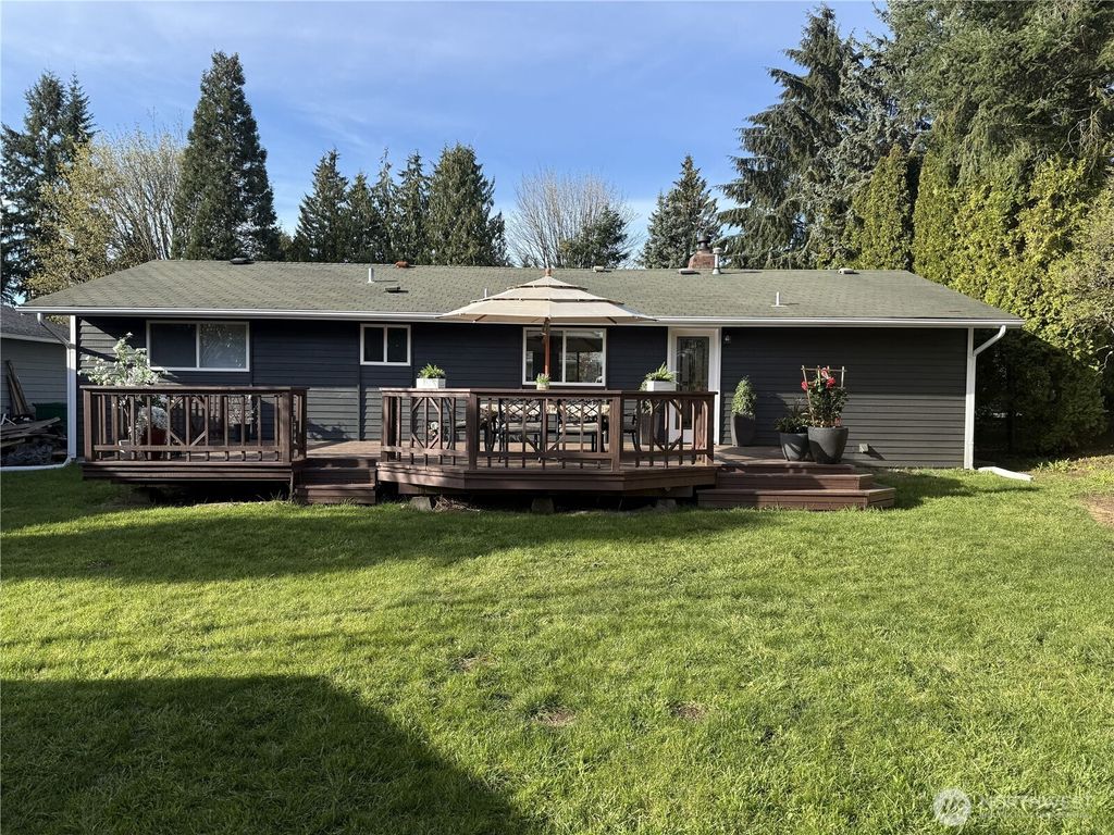 Photo of 616 212th Street SW, Bothell, WA 98021 (MLS # 2498663)