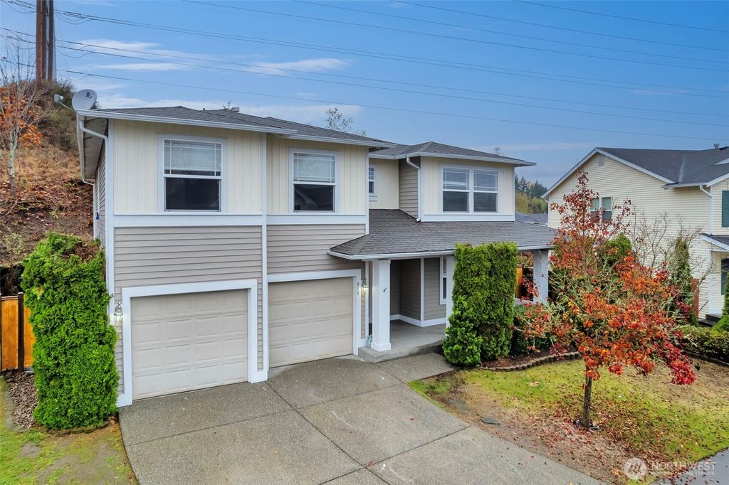 Photo of 313 Glennwood Court SE, Renton, WA 98056 (MLS # 2454535)