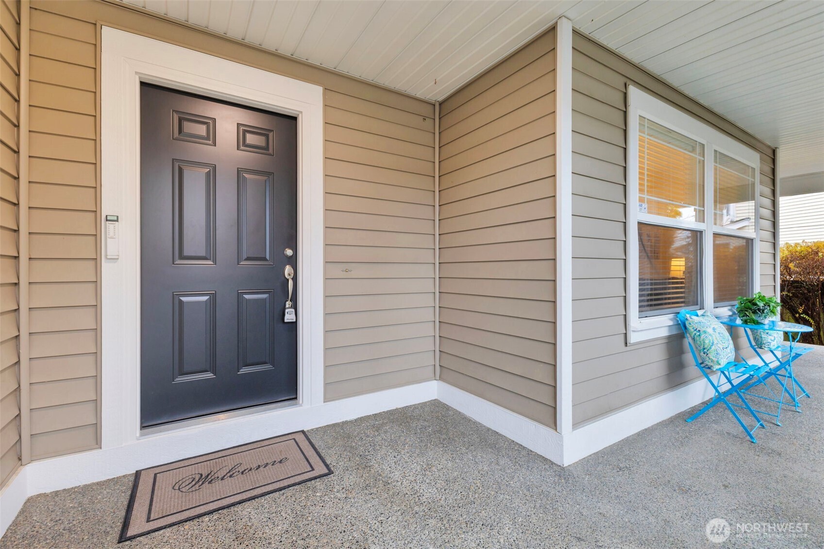 313 Glennwood Court SE