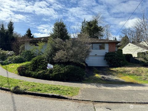 2105 38th Avenue E Seattle WA 98112