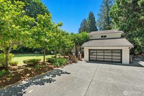 Photo of 13525 62nd Avenue NE, Kirkland, WA 98034 (MLS # 2537606)