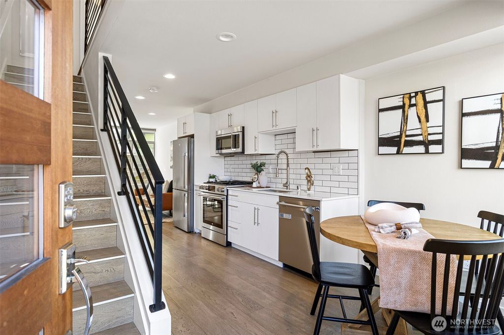 Photo of 1827 NW 85th St, Seattle St, Seattle, WA 98117 (MLS # 2503207)