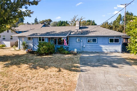 Photo of 1229 Browns Point Boulevard, Tacoma, WA 98422 (MLS # 2571848)
