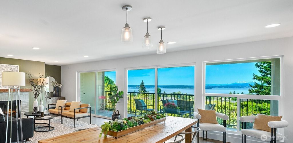 Photo of 5025 California Avenue SW #204, Seattle, WA 98136 (MLS # 2372919)