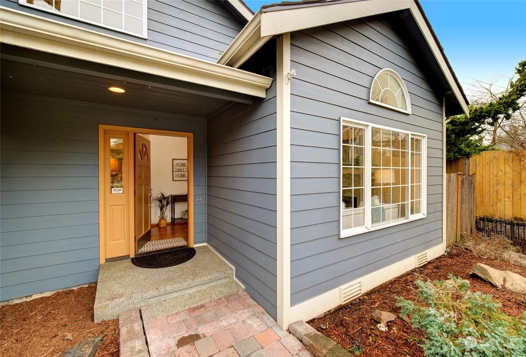 Photo of 20602 23rd Avenue W, Lynnwood, WA 98036 (MLS # 2025065)