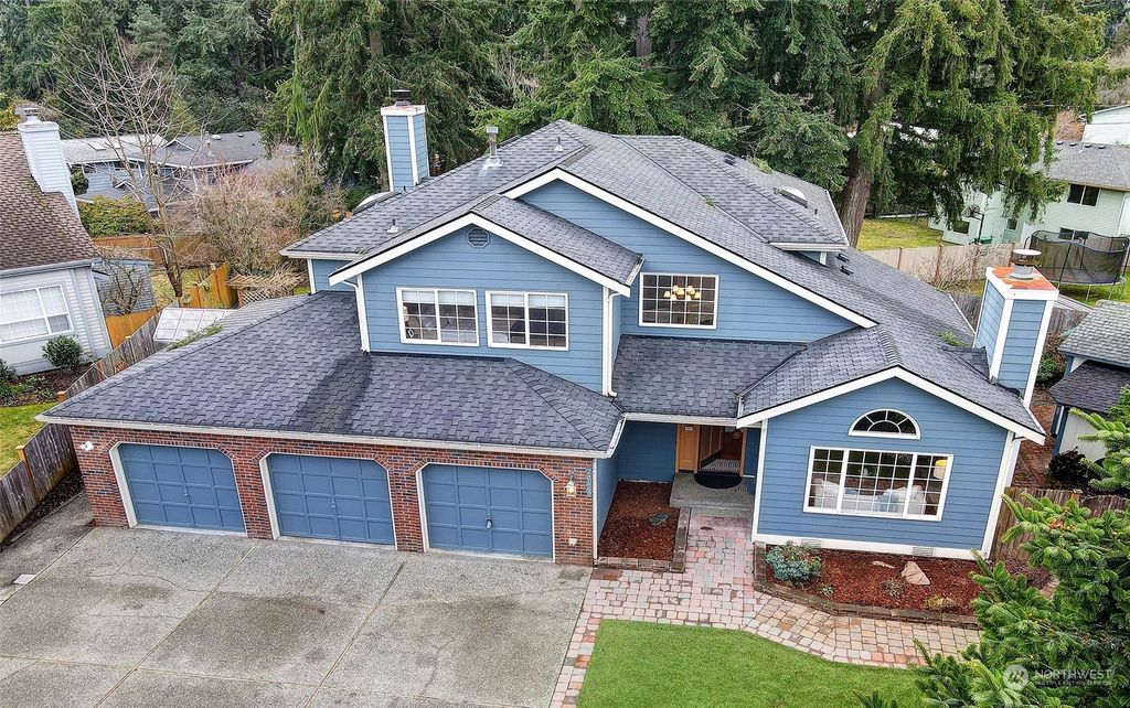 Photo of 20602 23rd Avenue W, Lynnwood, WA 98036 (MLS # 2025065)
