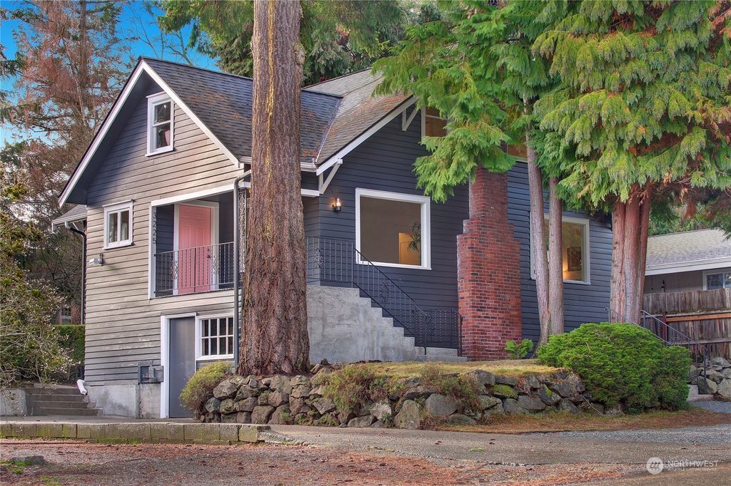 Photo of 3225 NE 91st Street, Seattle, WA 98115 (MLS # 2025422)