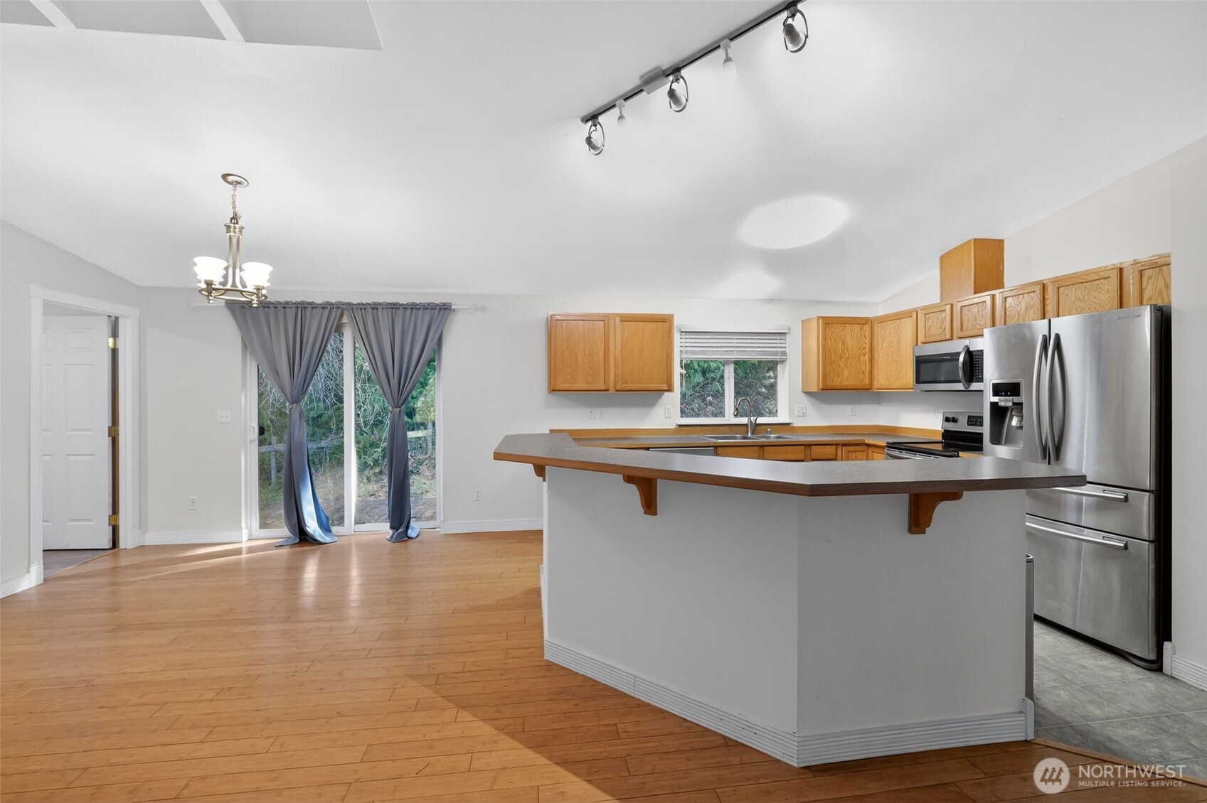 24382 Catamount Lane NW