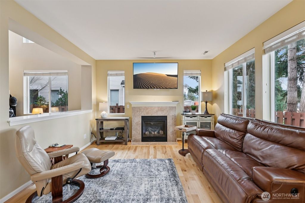 Photo of 21463 SE 273rd Court, Maple Valley, WA 98038 (MLS # 2460949)