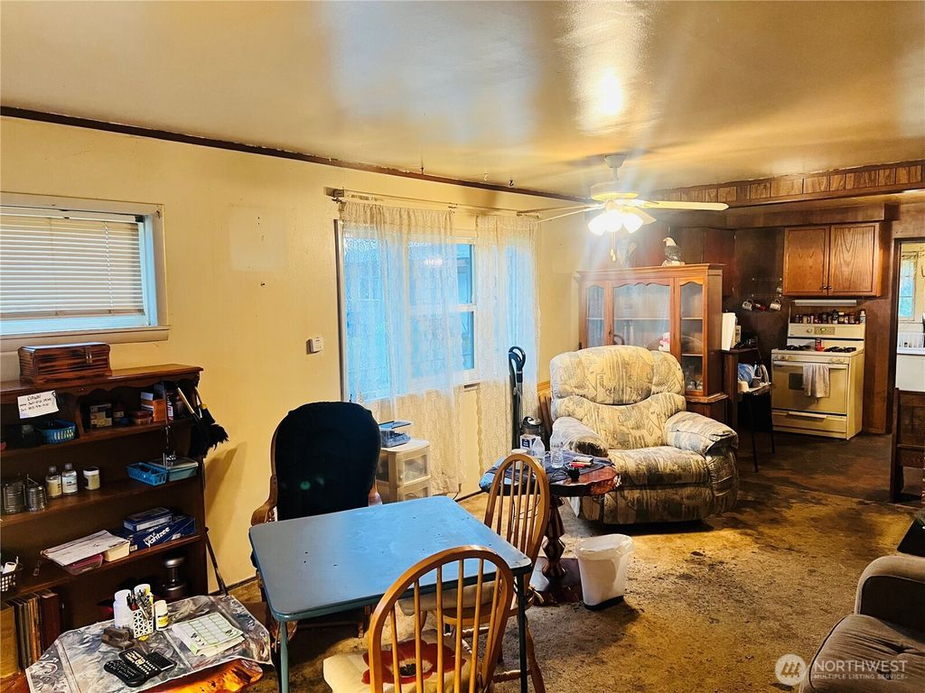 Photo of 111 Varner Avenue SE, Orting, WA 98360 (MLS # 2462788)