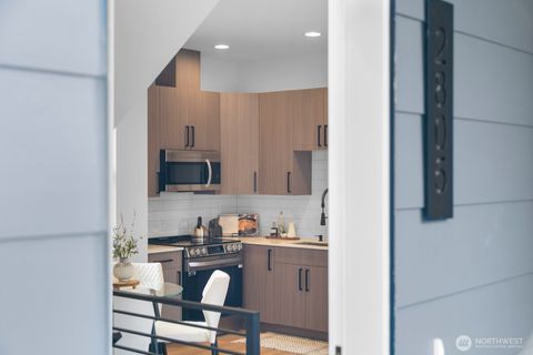 Photo of 2805 S Grand Street, Seattle, WA 98144 (MLS # 2445848)