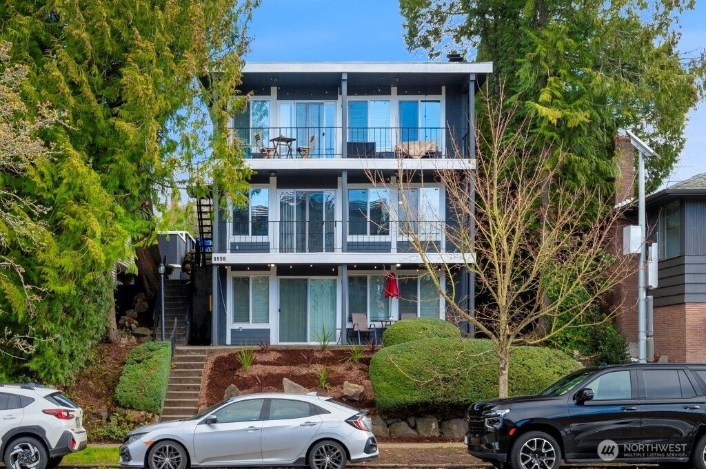 Photo of 5954 Fauntleroy Way SW, Seattle, WA 98136 (MLS # 2489998)